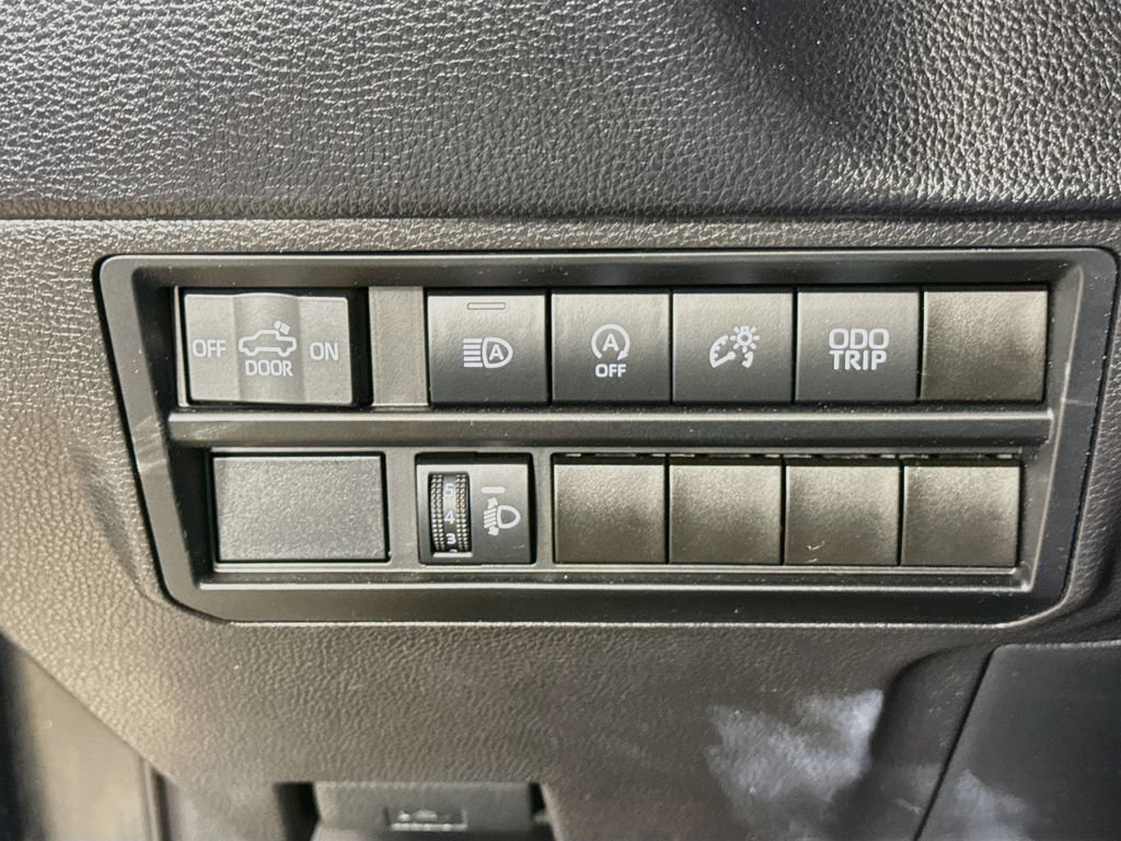 Used 2024 Toyota Tundra SR5 AWD/4WD image 10