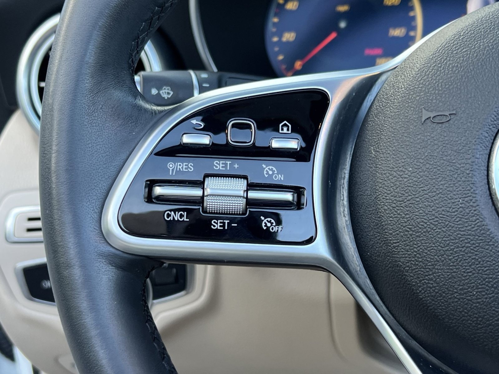 Certified 2020 Mercedes-Benz C 300 4MATIC Cabriolet image 36