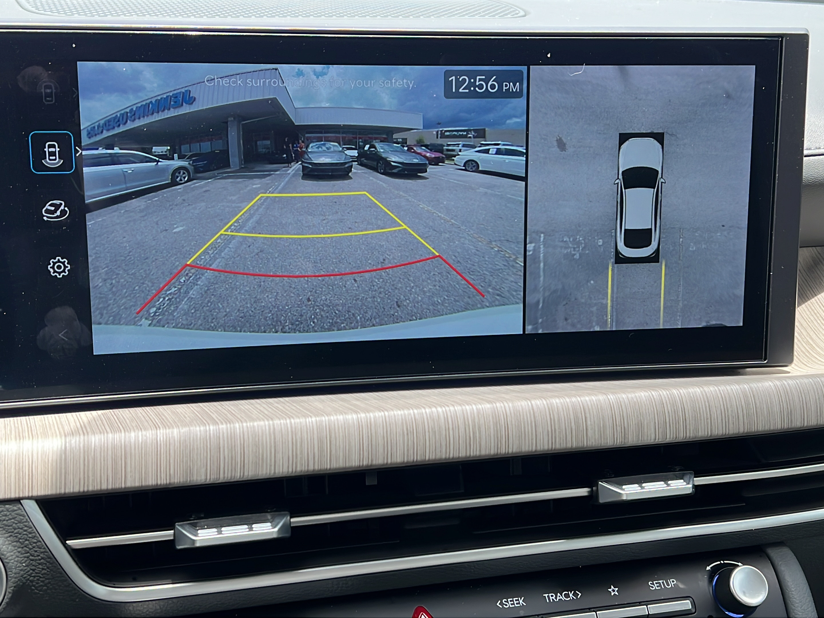 Used 2025 Hyundai Sonata Limited FWD image 17