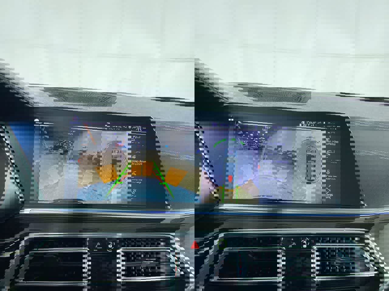 Used 2020 BMW X5 xDrive50i w/ Executive Package image 19