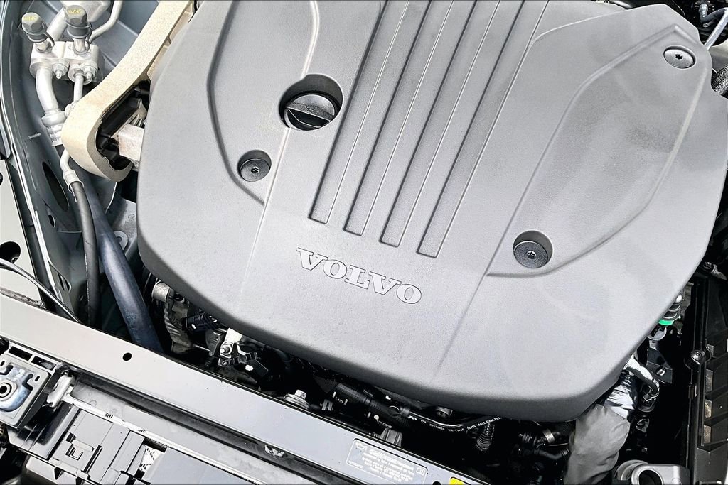 Used 2024 Volvo S60 B5 Core image 41