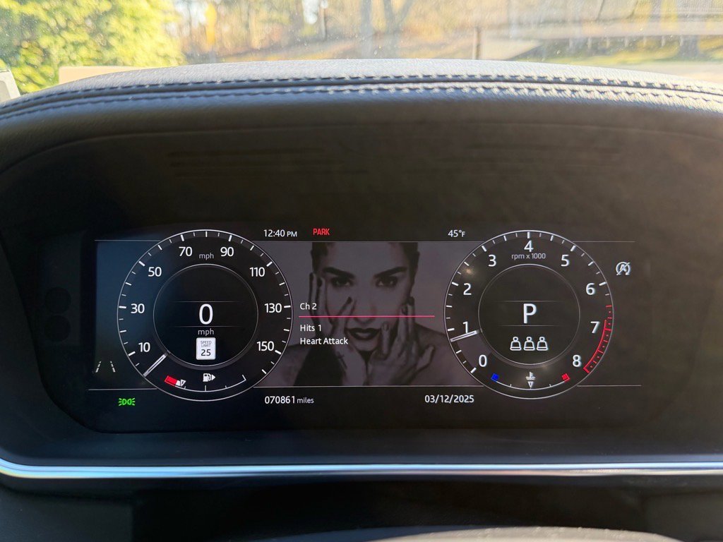 Used 2020 Land Rover Range Rover HSE image 23