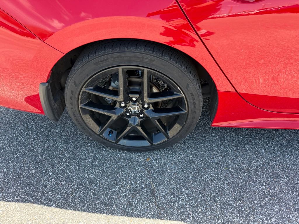 Used 2023 Honda Civic Sport image 5