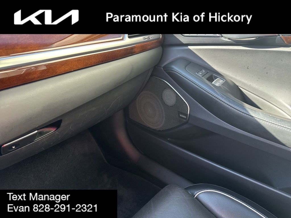 Used 2017 Genesis G90 5.0 Ultimate image 34