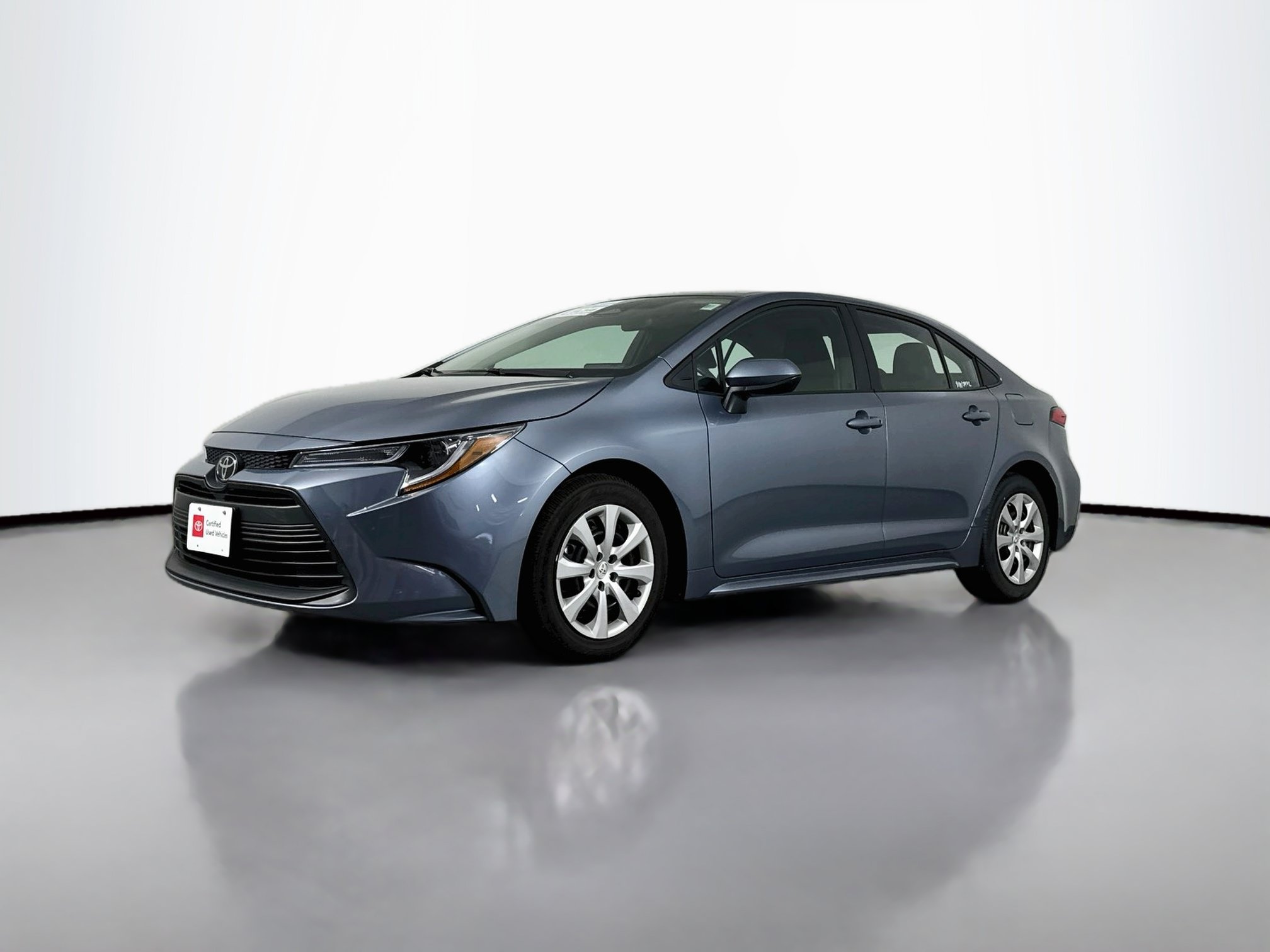 Certified 2026 Toyota Corolla LE FWD image 3