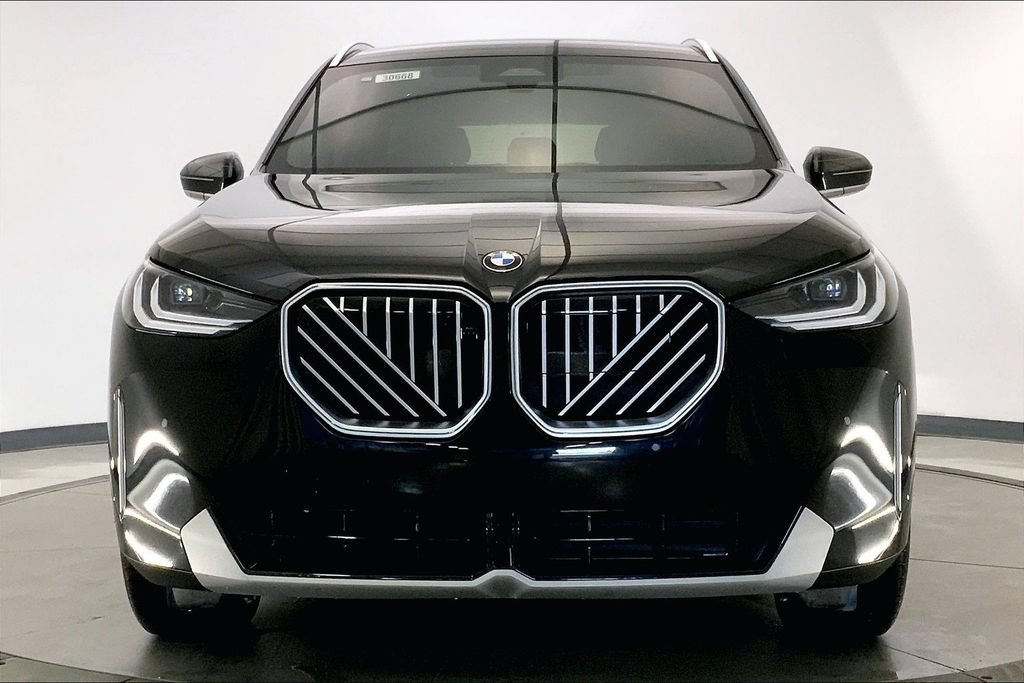 Certified 2026 BMW X3 xDrive30i w/ Premium Package AWD/4WD image 2