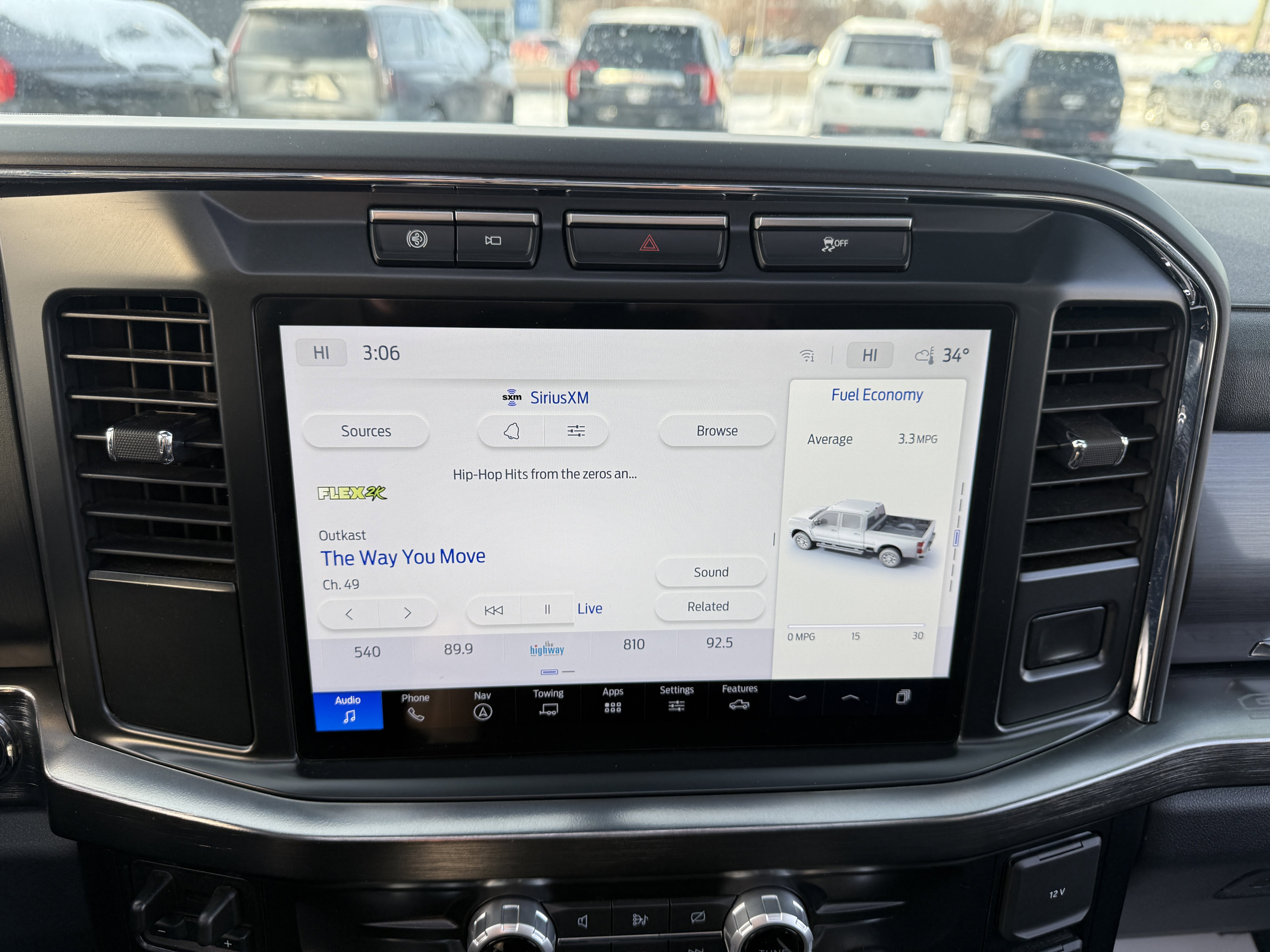 Used 2024 Ford F250 Lariat w/ Black Appearance Package image 23