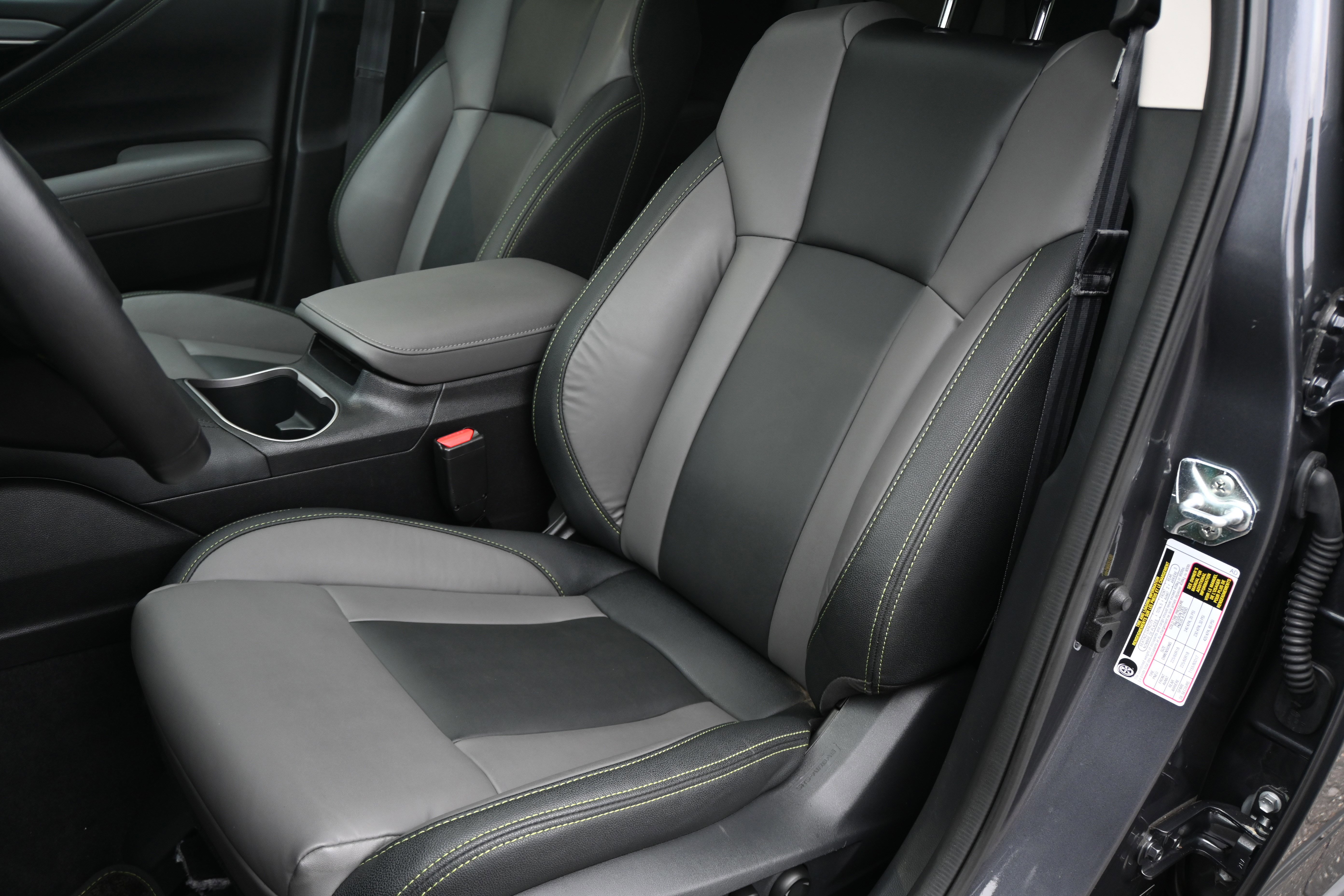 Used 2025 Subaru Outback Onyx Edition image 16