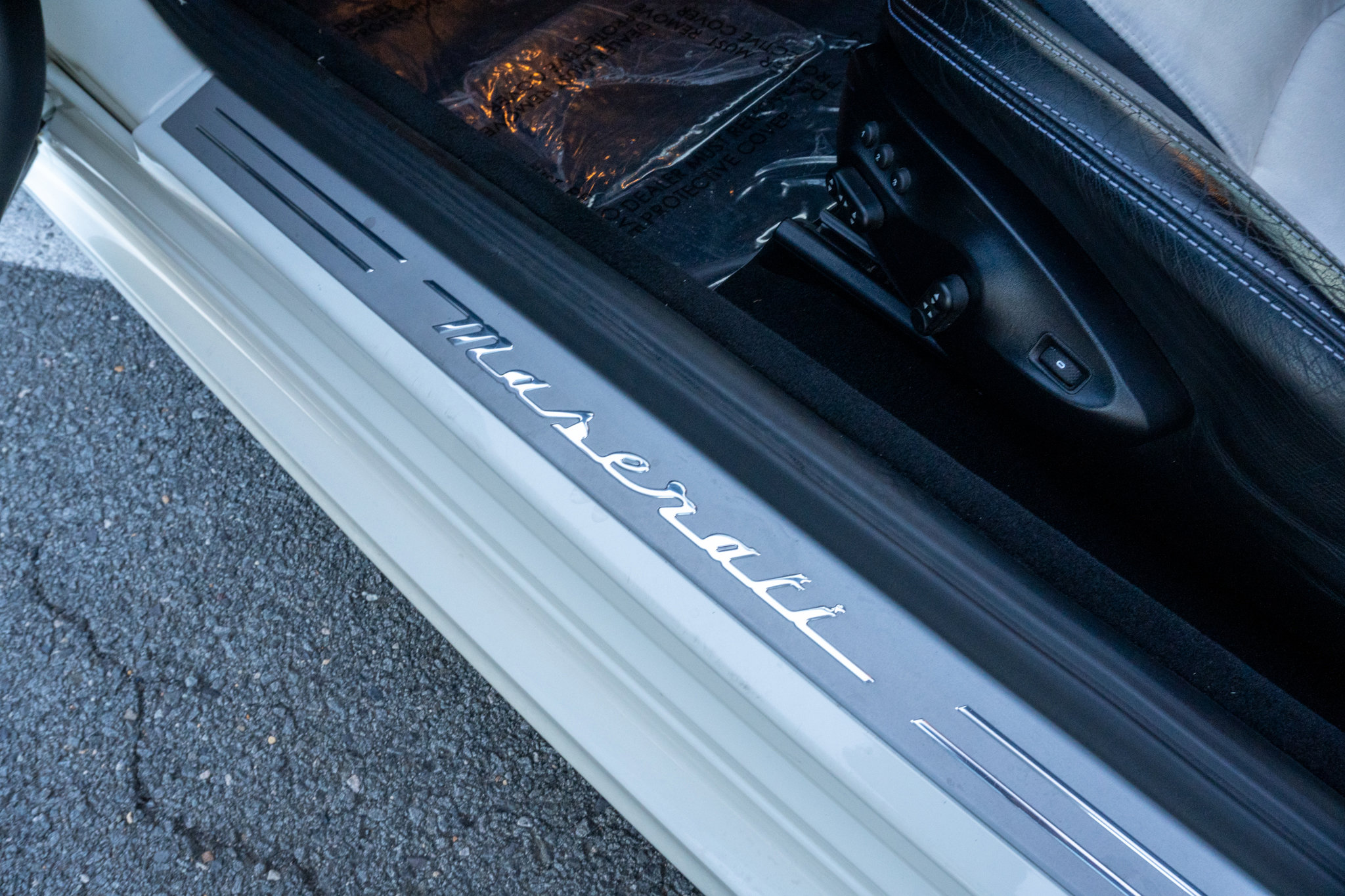 Used 2013 Maserati GranTurismo Sport image 12