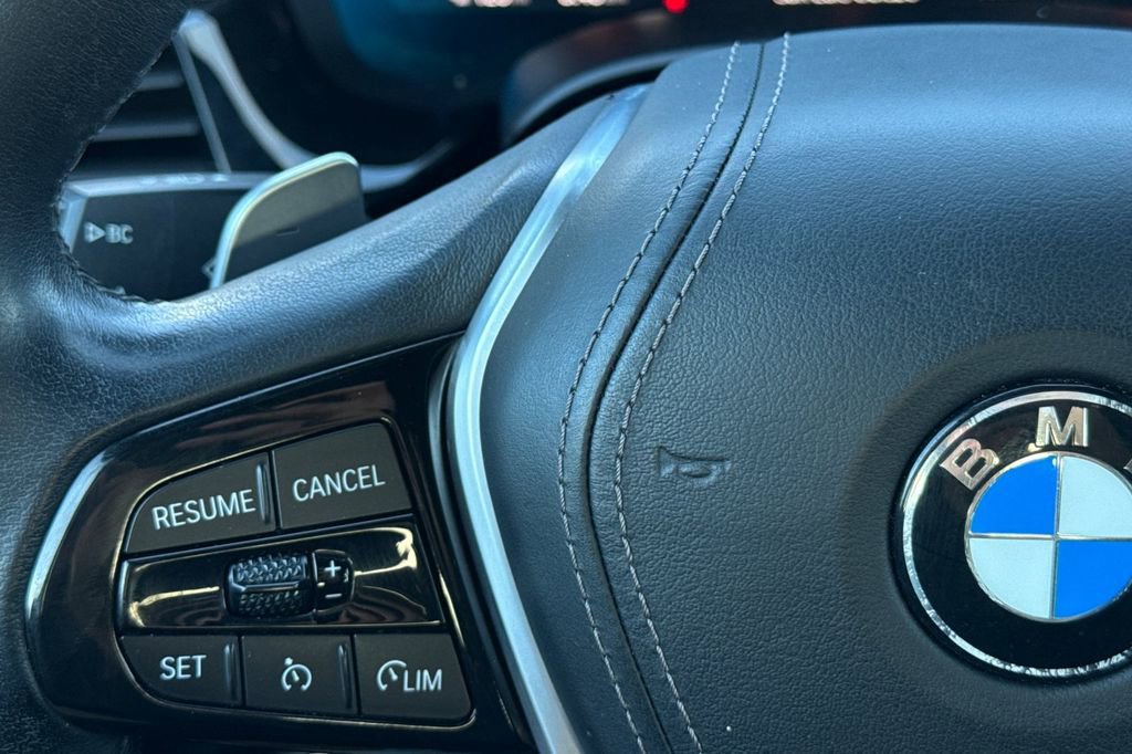 Used 2021 BMW 530i w/ Convenience Package image 26