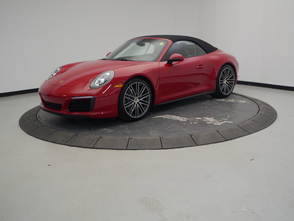 Certified 2019 Porsche 911 Carrera 4 image 1