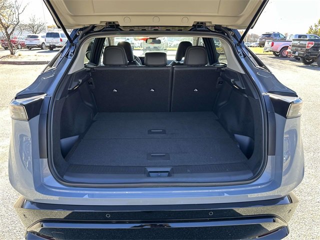 Used 2025 Nissan Ariya AWD image 14