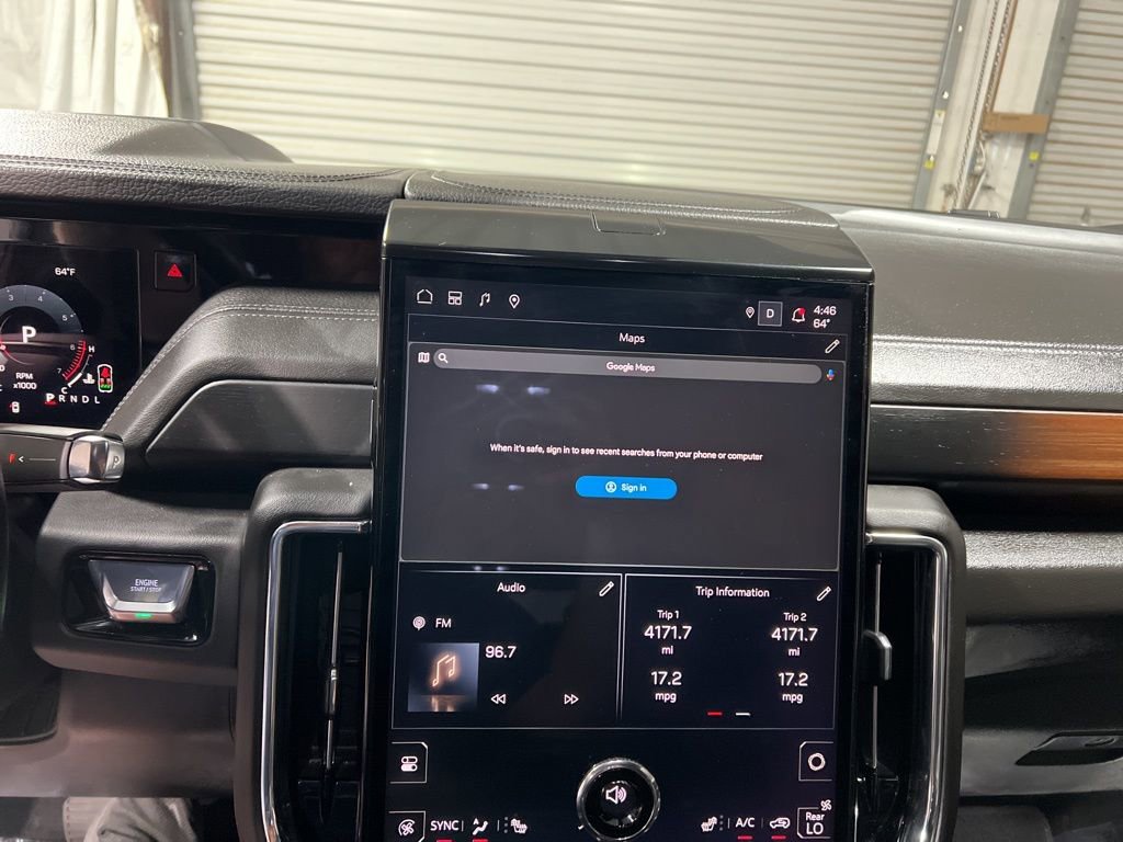 Used 2025 GMC Yukon XL Denali image 36