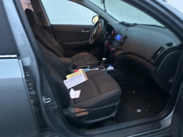 Used 2010 Hyundai Elantra SE image 8