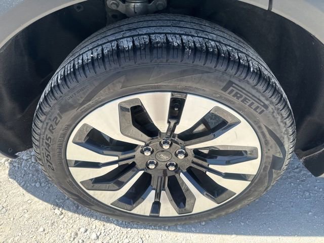 Used 2025 Ford Explorer Platinum w/ LUX Leather Package image 30