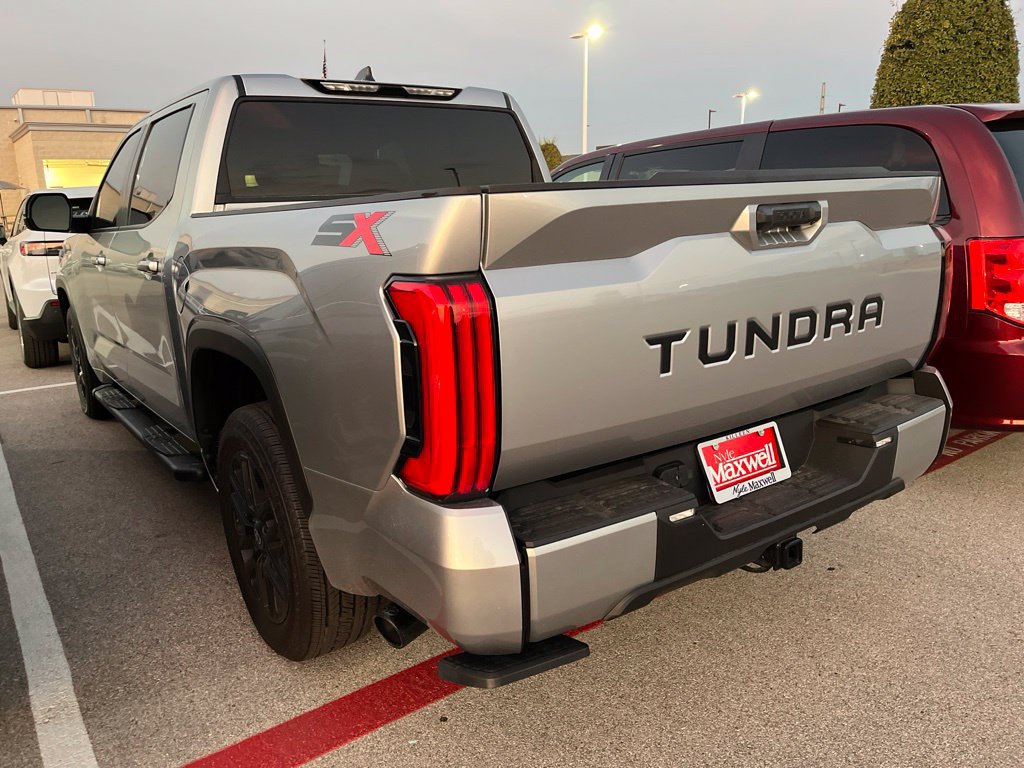 Used 2026 Toyota Tundra SR5 w/ SX Package RWD image 4