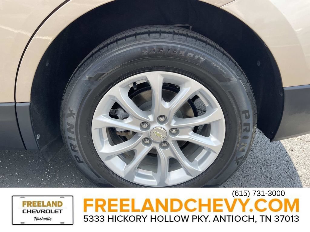 Used 2018 Chevrolet Equinox LT FWD image 12