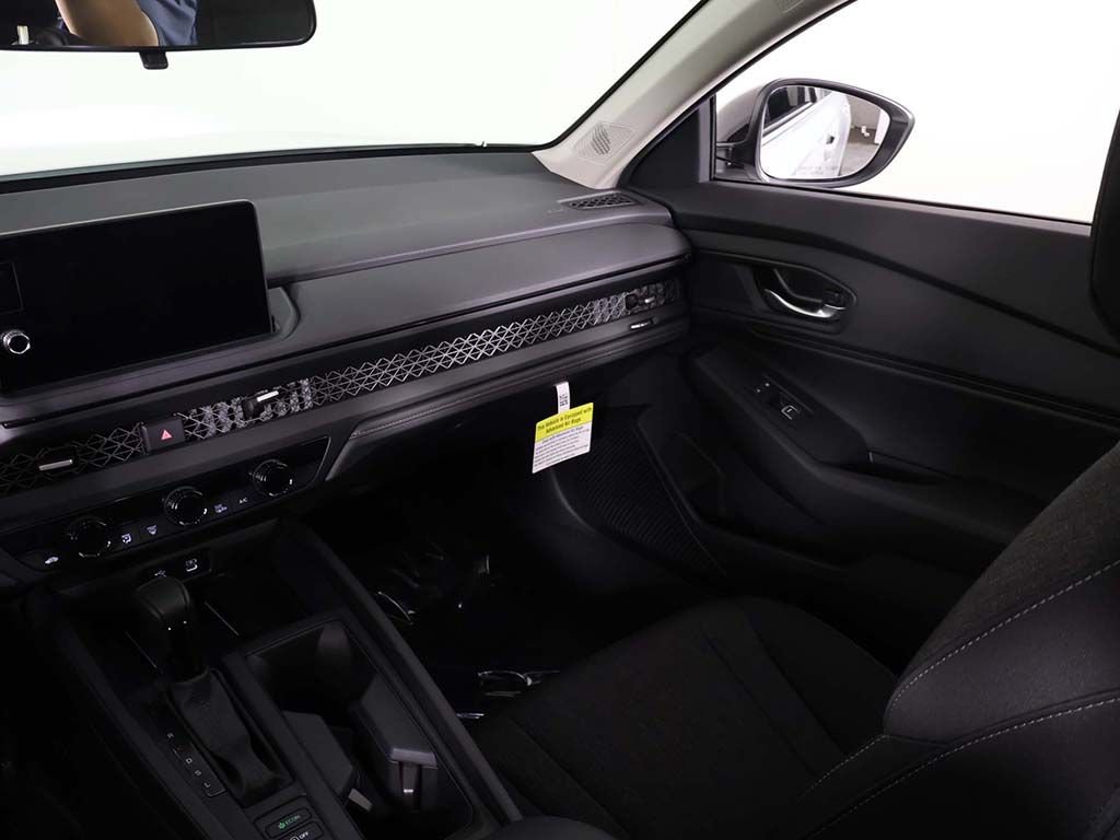 Certified 2026 Honda Accord SE image 35
