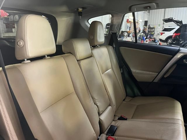 Used 2014 Toyota RAV4 Limited AWD/4WD image 25