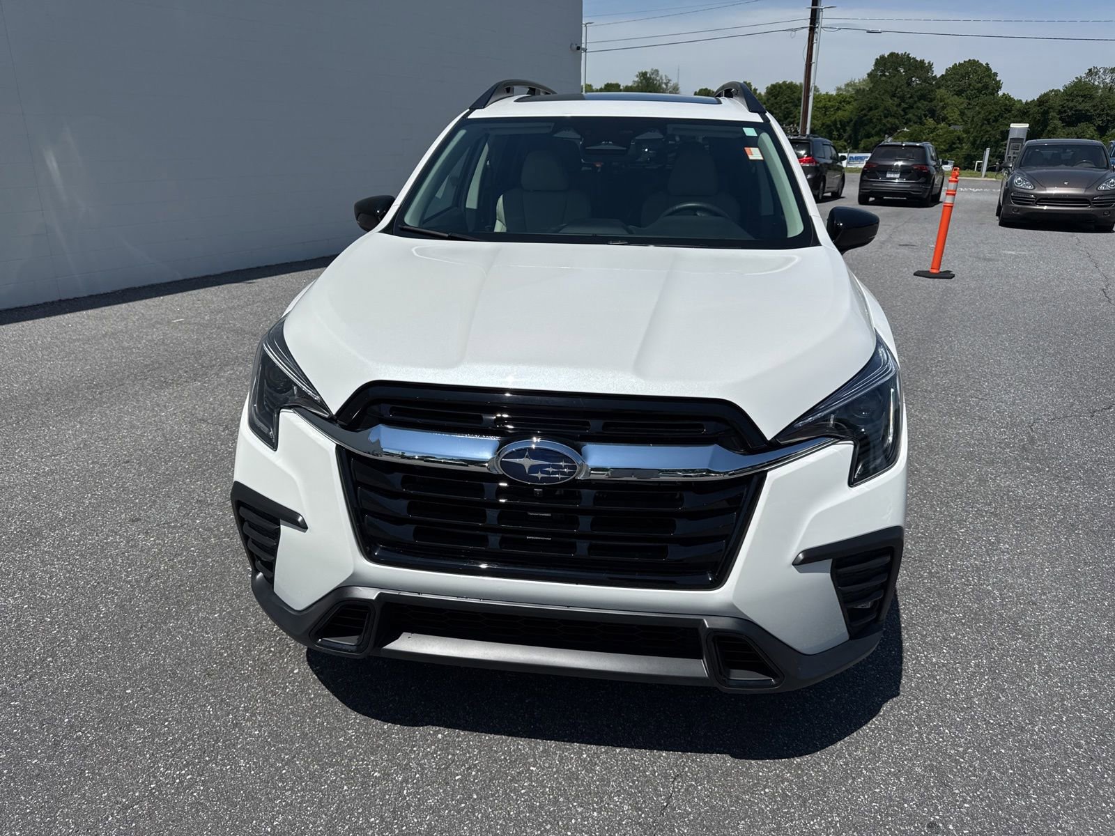 Used 2025 Subaru Ascent Limited w/ Popular Package #2 AWD/4WD image 2