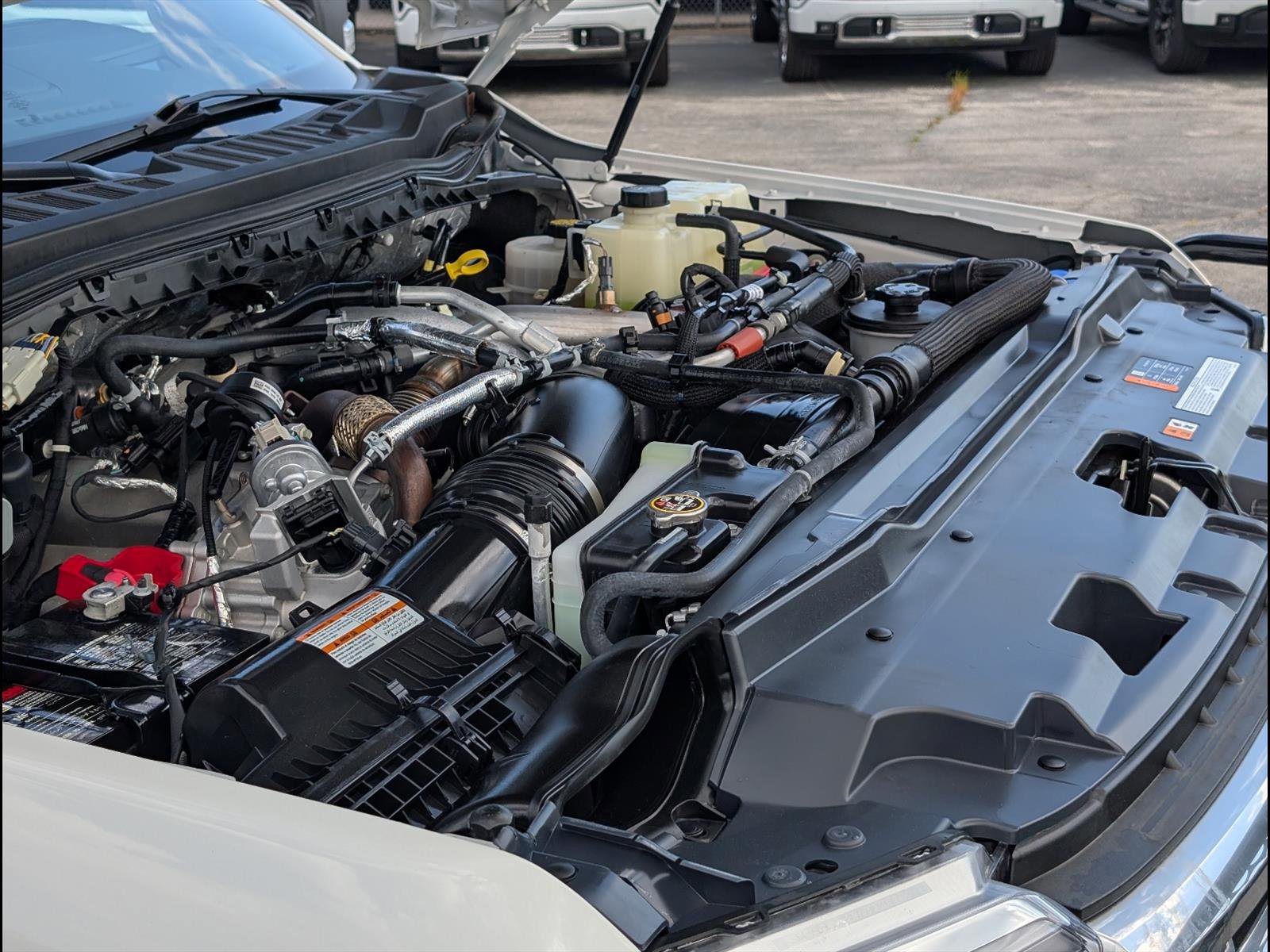 Used 2024 Ford F350 Platinum w/ Tremor Off-Road Package image 23