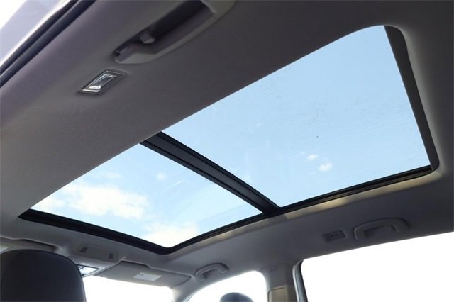 New 2026 Volkswagen Atlas Peak Edition image 11