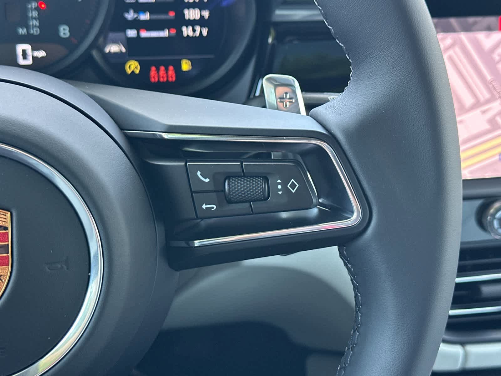 New 2026 Porsche Macan AWD/4WD image 28