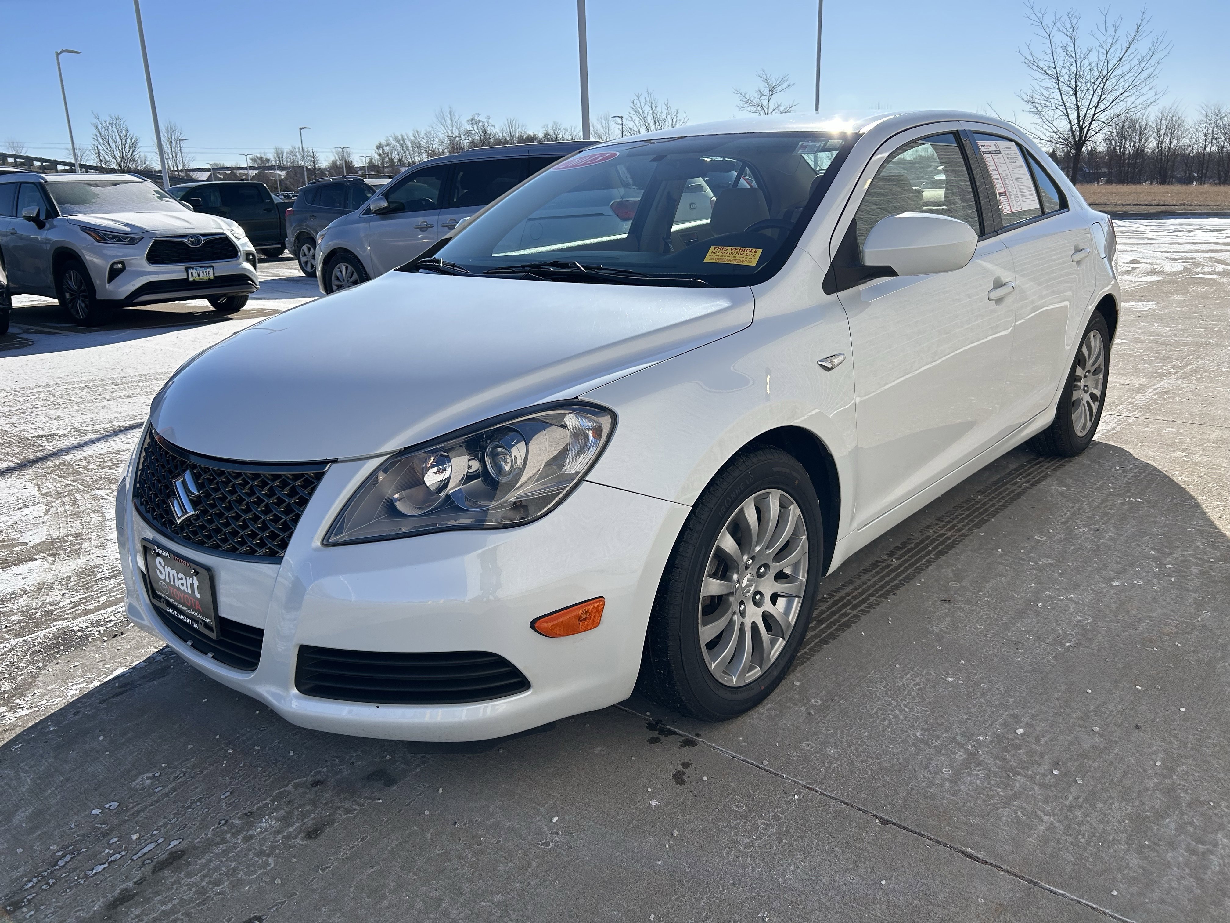 Used 2013 Suzuki Kizashi SE image 7