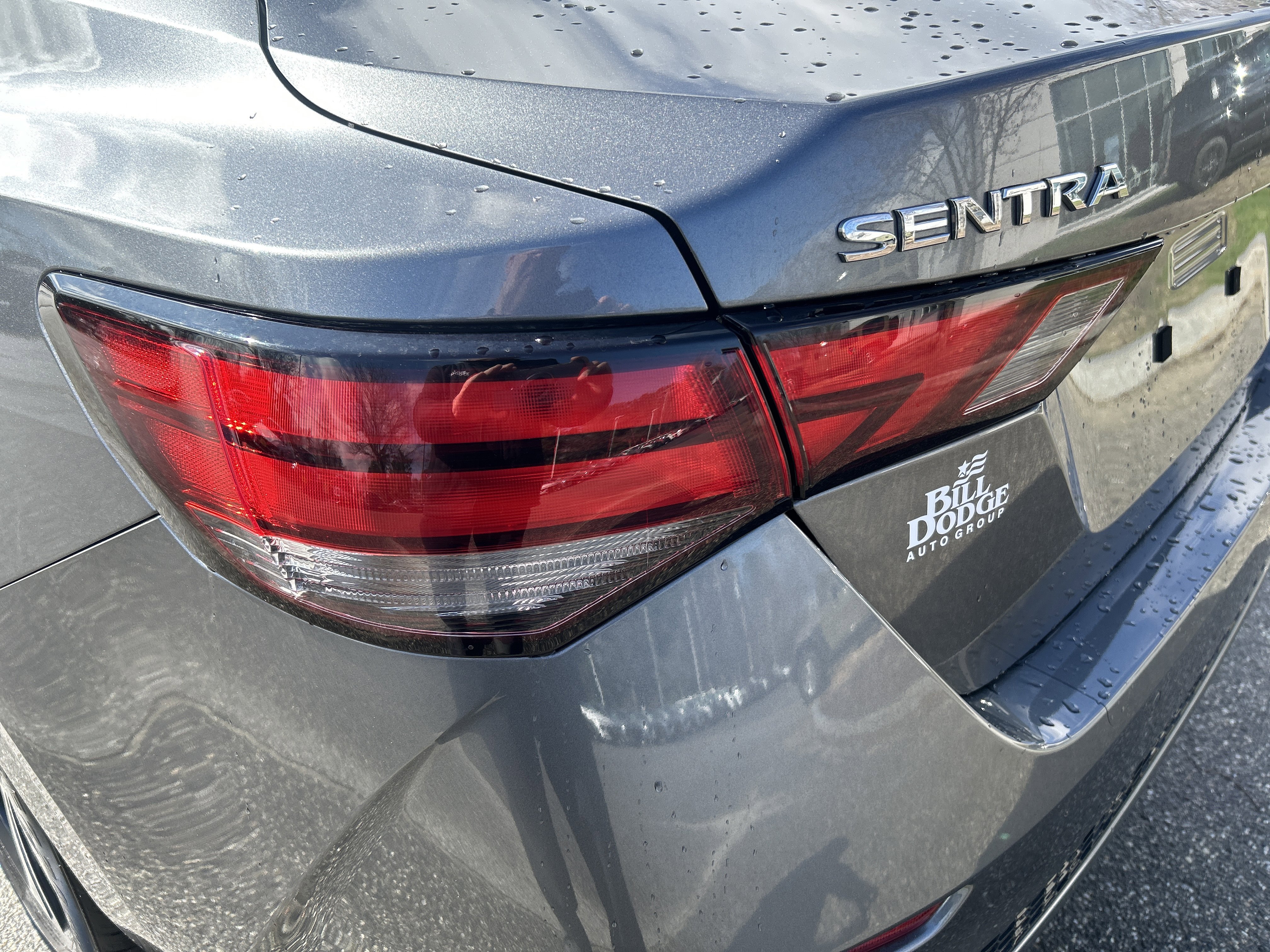 Used 2023 Nissan Sentra SV FWD image 11