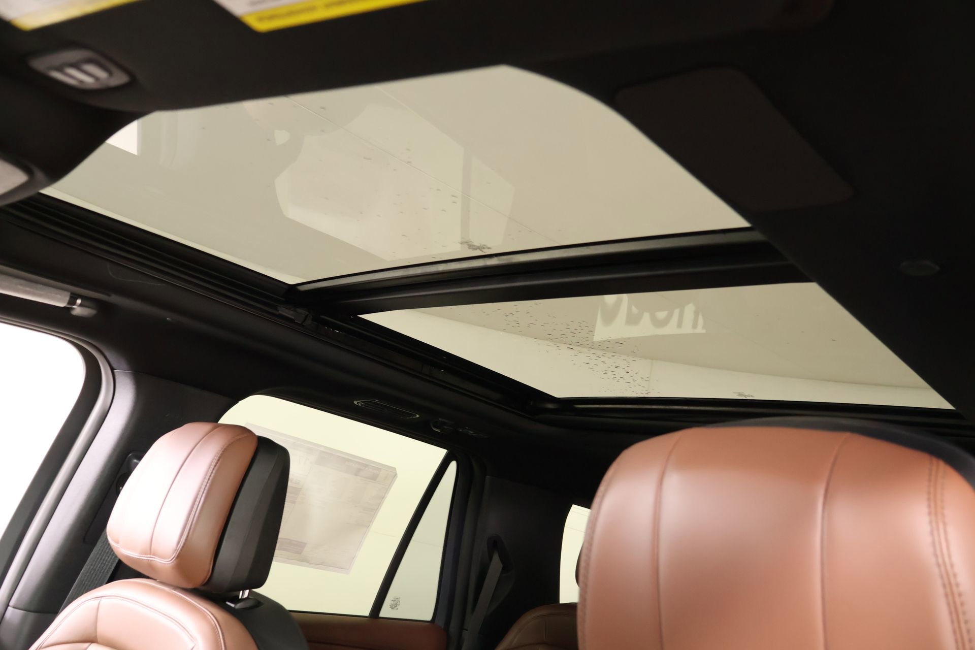 New 2026 Lincoln Navigator Reserve image 17