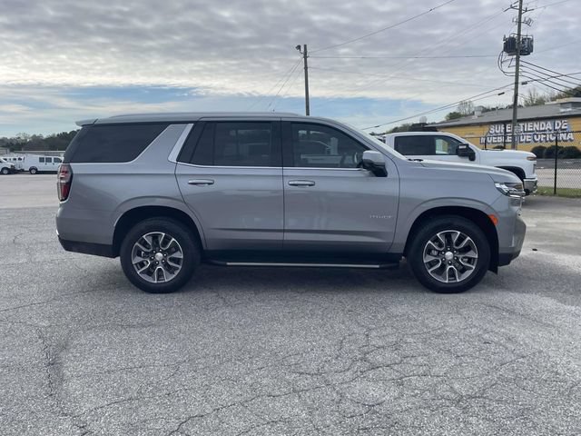 Used 2023 Chevrolet Tahoe LT w/ Luxury Package RWD image 2
