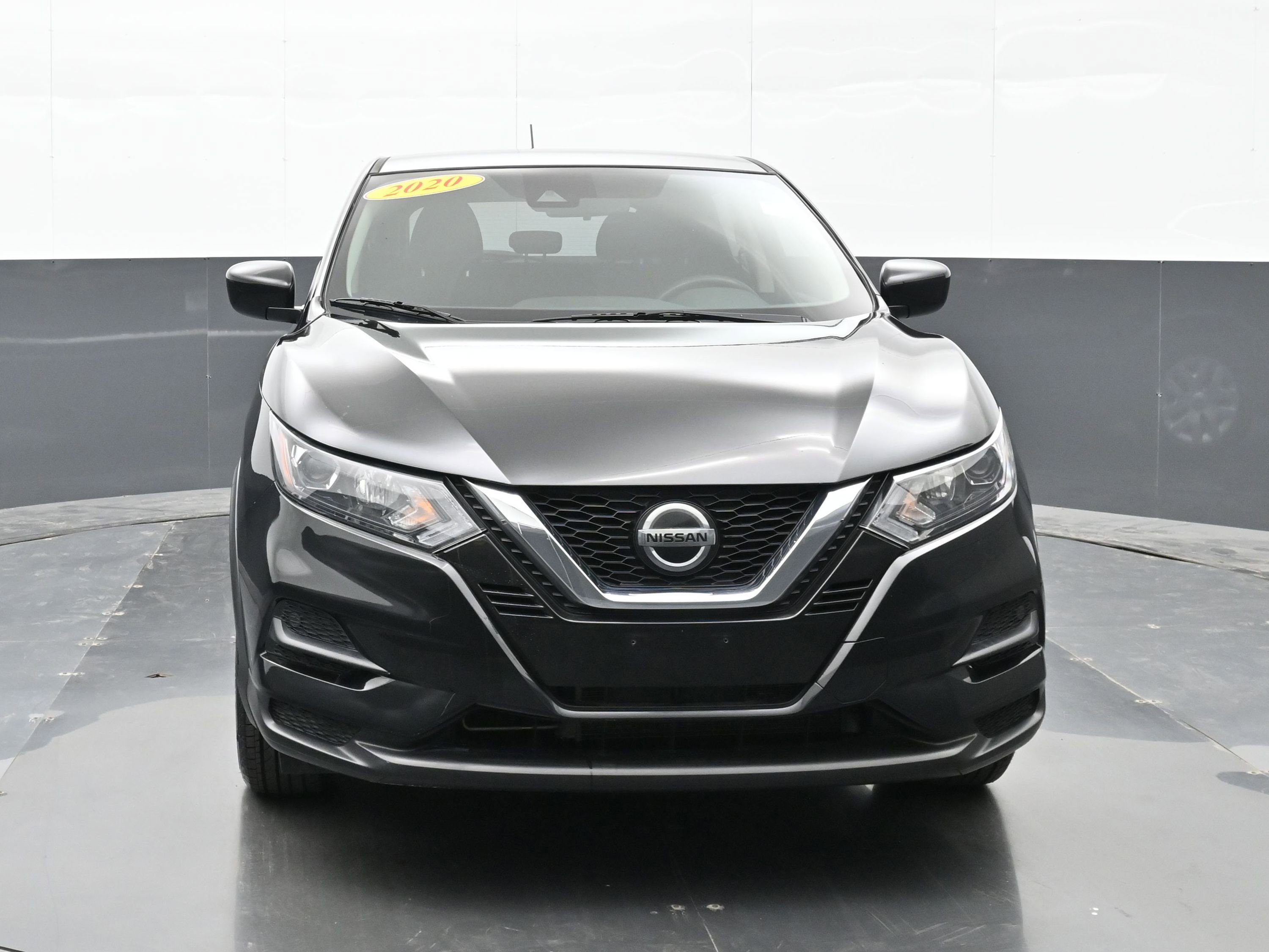 Used 2020 Nissan Rogue Sport S image 7