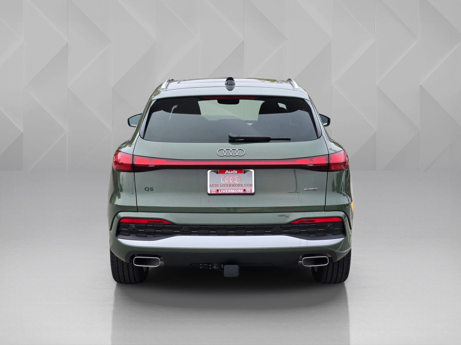 Used 2025 Audi Q5 Prestige AWD/4WD image 5