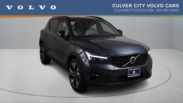 New 2026 Volvo XC40 B5 Plus w/ Climate Package
