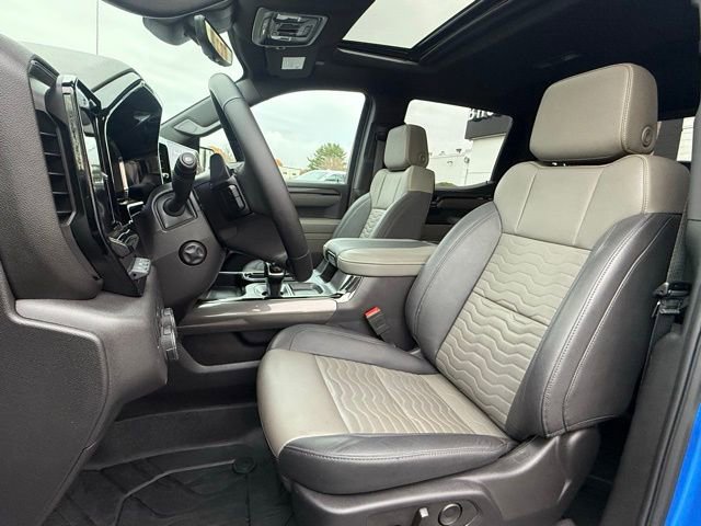 Used 2025 Chevrolet Silverado 1500 ZR2 w/ Technology Package image 14