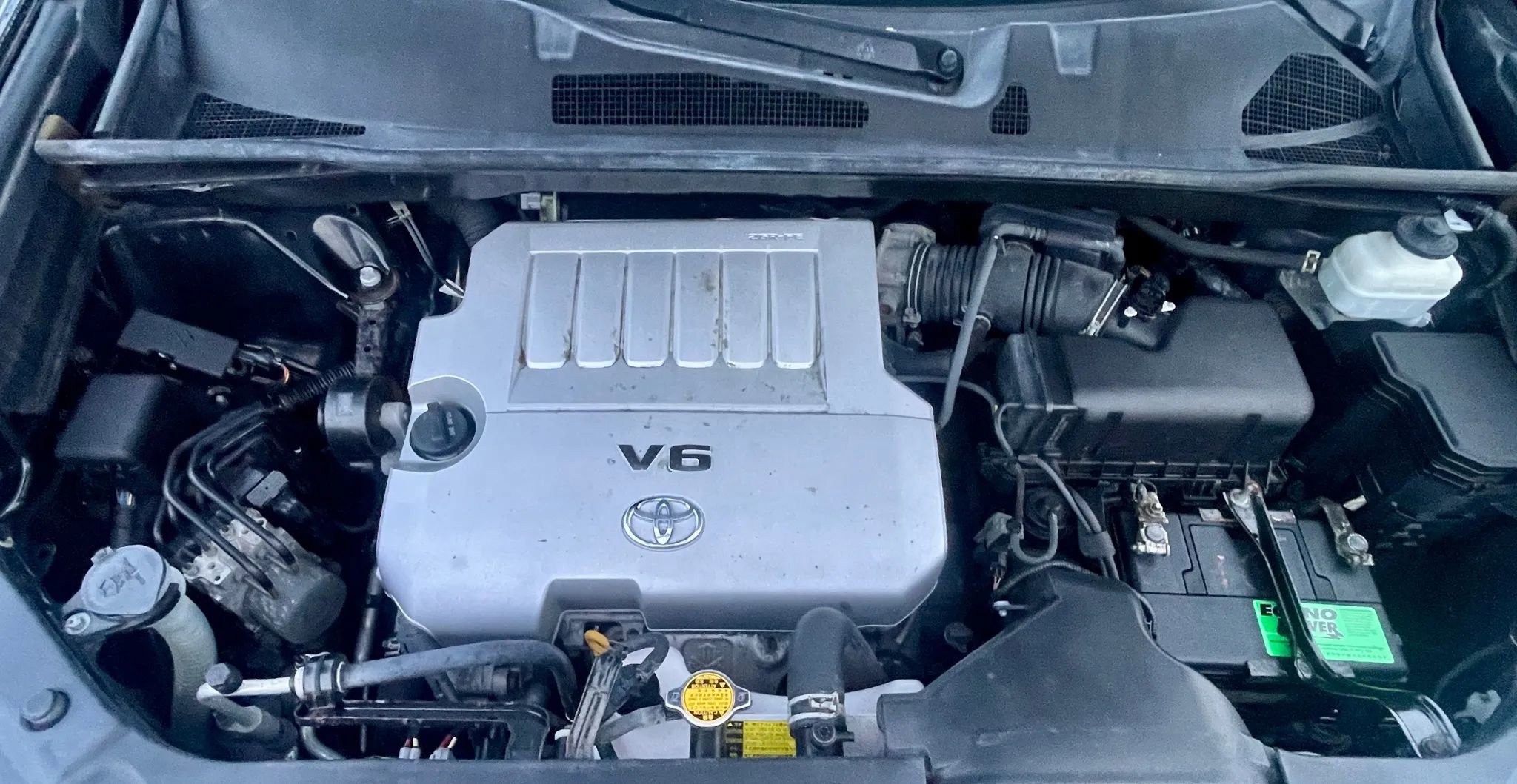 Used 2012 Toyota Highlander SE image 25