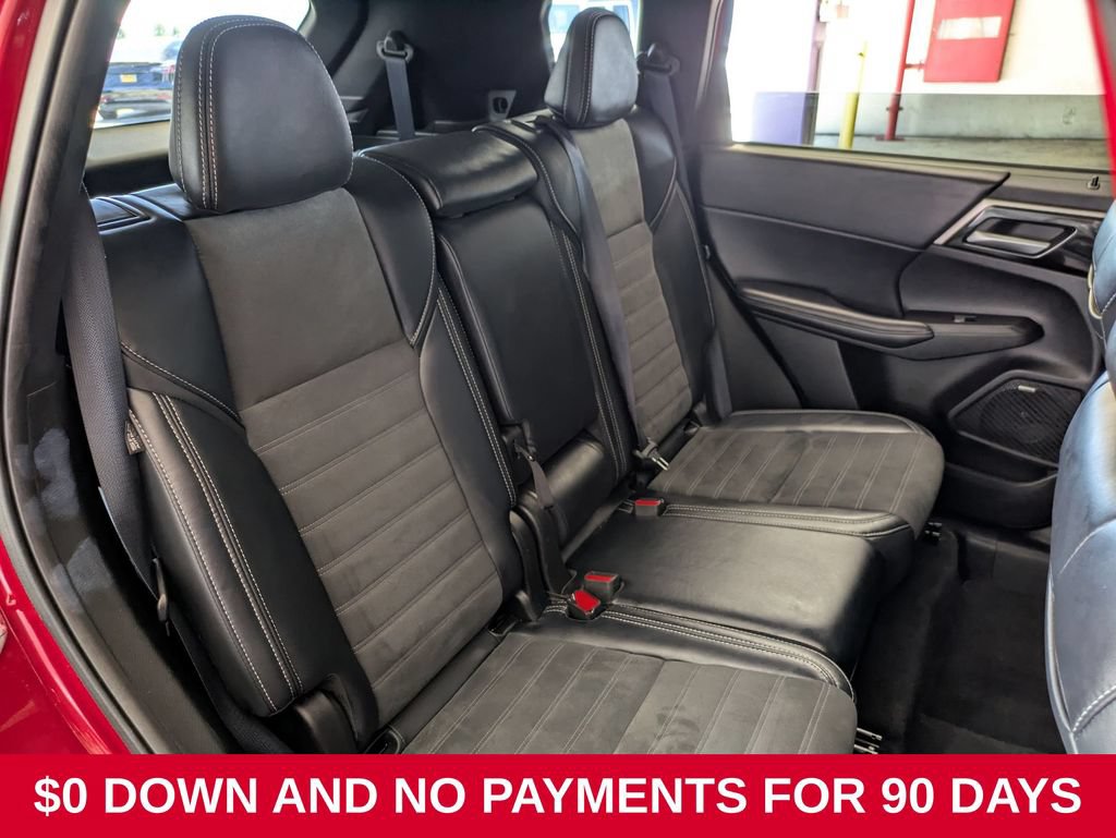 Used 2025 Mitsubishi Outlander SE AWD/4WD image 27
