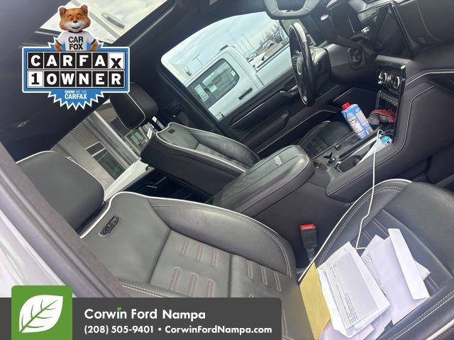 Used 2024 GMC Sierra 2500 AT4X image 4