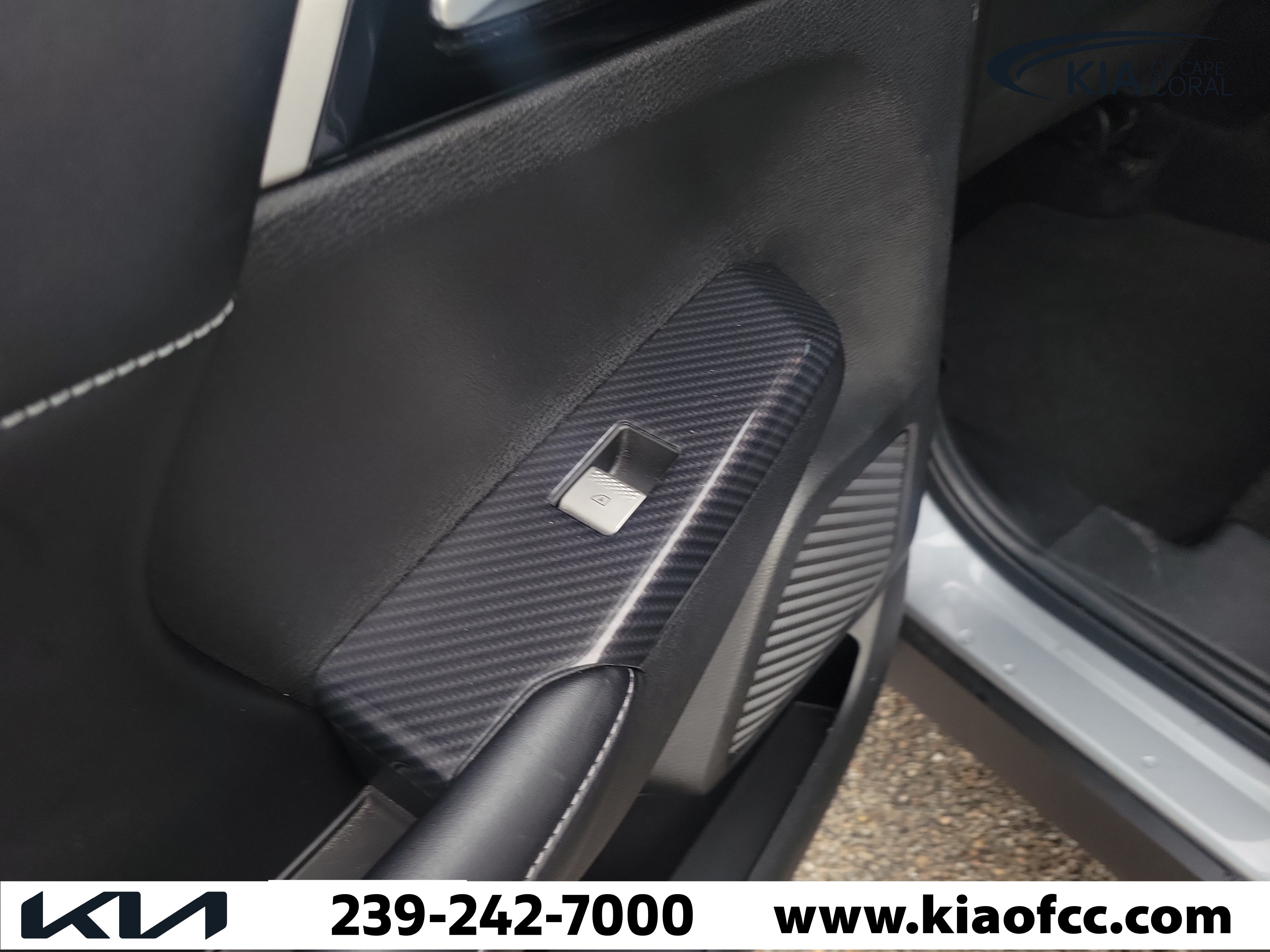 Used 2022 Mitsubishi Outlander SE FWD image 14