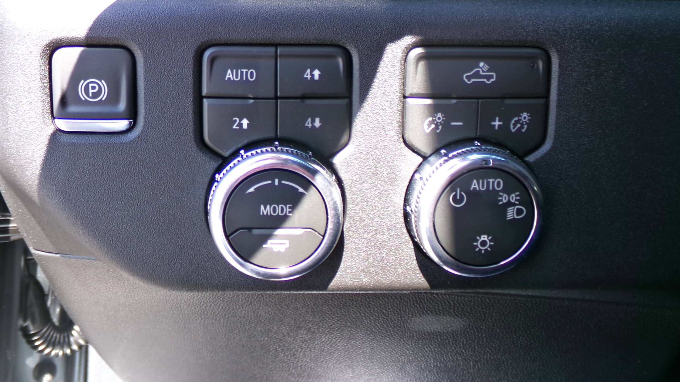 New 2026 GMC Sierra 1500 SLE w/ X31 Off-Road Package image 10