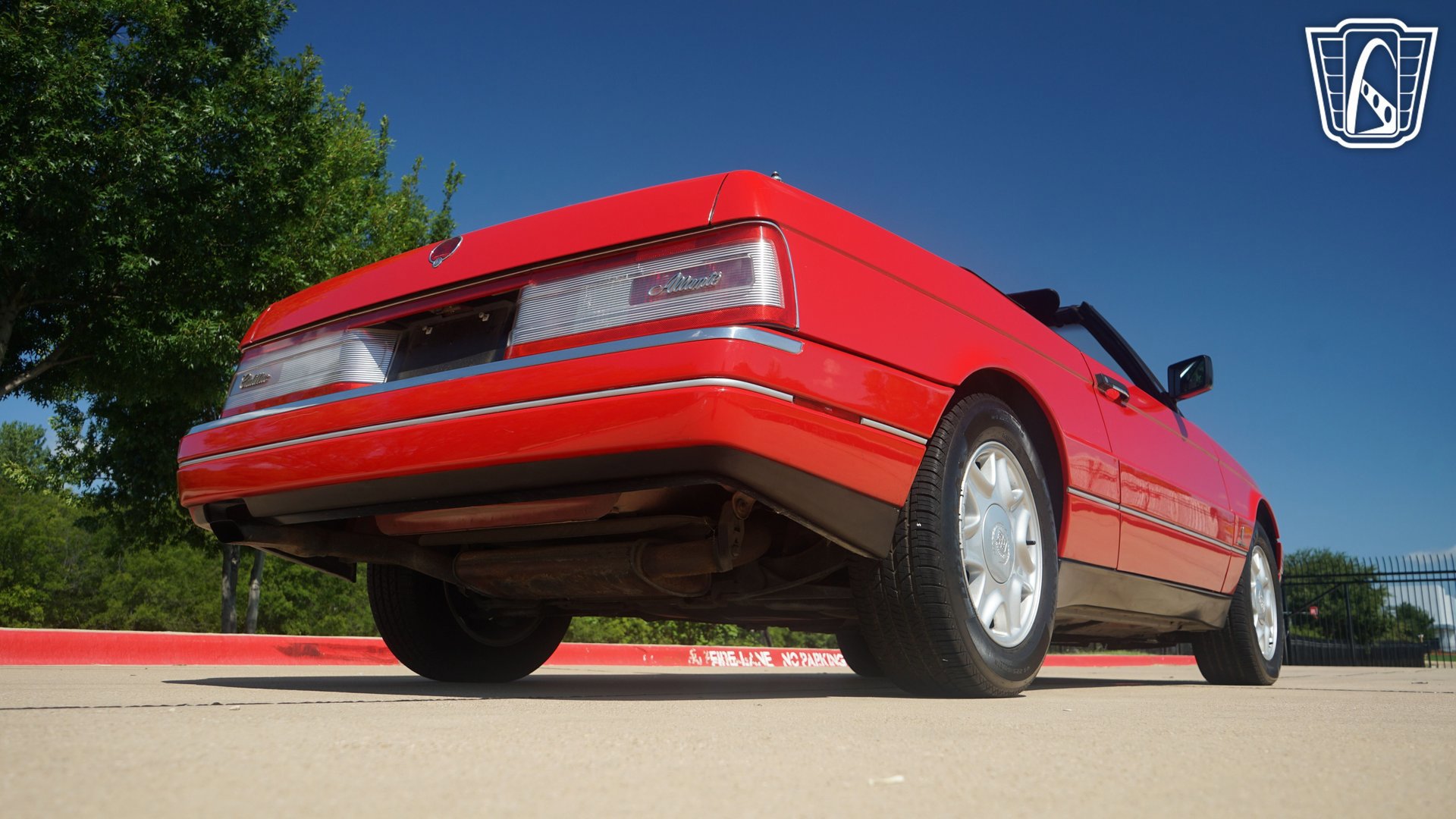 Used 1991 Cadillac Allante FWD image 16