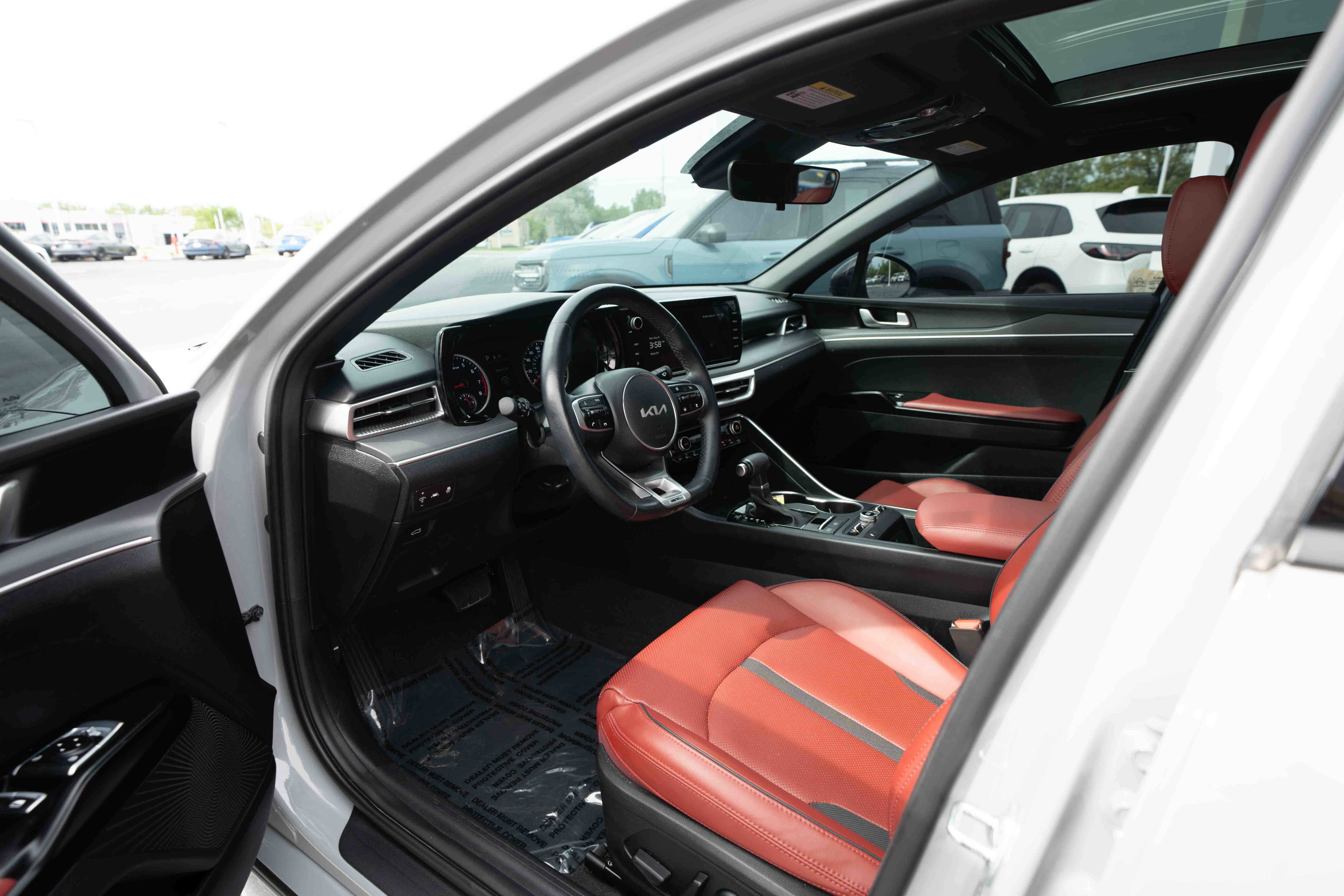 Used 2024 Kia K5 GT-Line AWD/4WD image 8