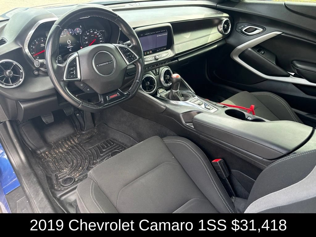 Used 2019 Chevrolet Camaro SS RWD image 10