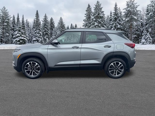 Used 2024 Chevrolet TrailBlazer LT w/ Convenience Package image 2