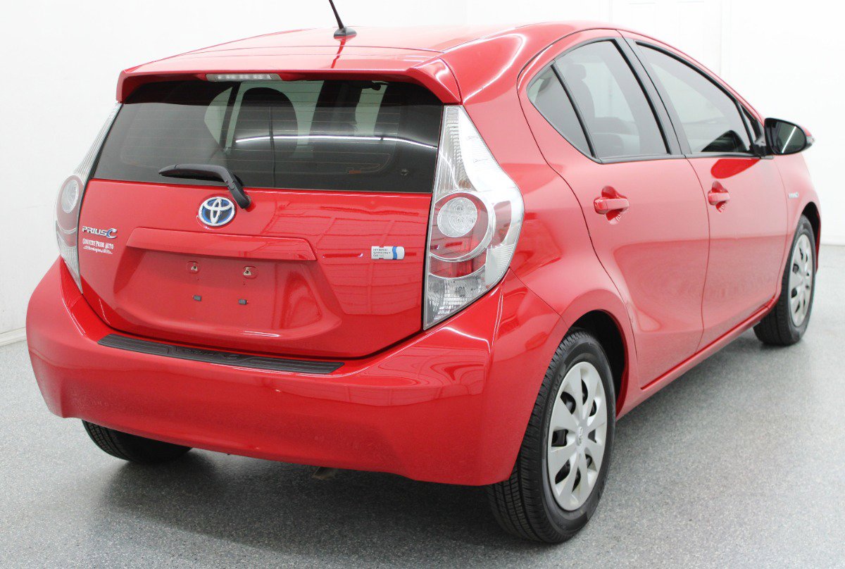 Used 2012 Toyota Prius C Two image 5