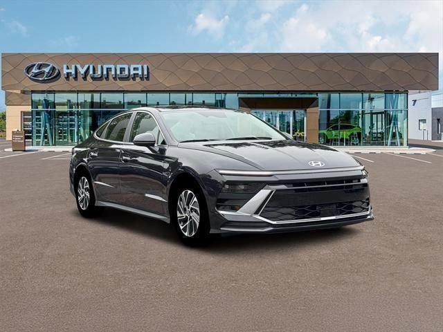 New 2026 Hyundai Sonata Blue image 11