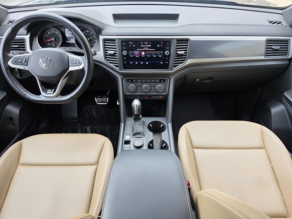 Used 2020 Volkswagen Atlas Cross Sport SE w/ Panoramic Sunroof Package image 22