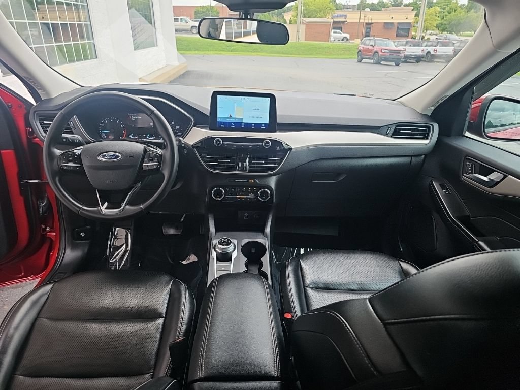 Used 2022 Ford Escape SEL AWD/4WD image 12