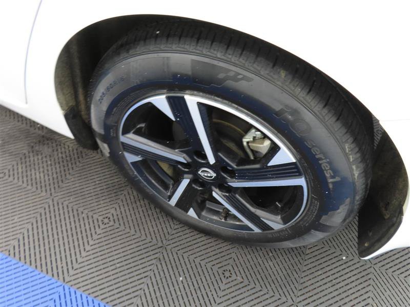 Used 2025 Nissan Sentra SV FWD image 7