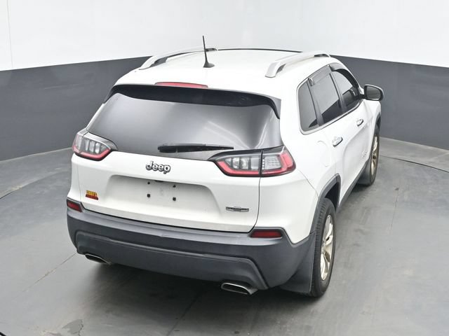 Used 2019 Jeep Cherokee Latitude w/ Popular Appearance Group FWD image 24